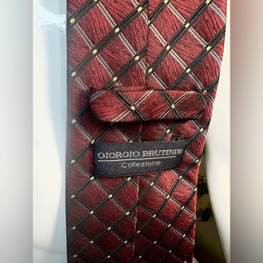 Giorgio Brutini Burgundy and Black Patterned Tie